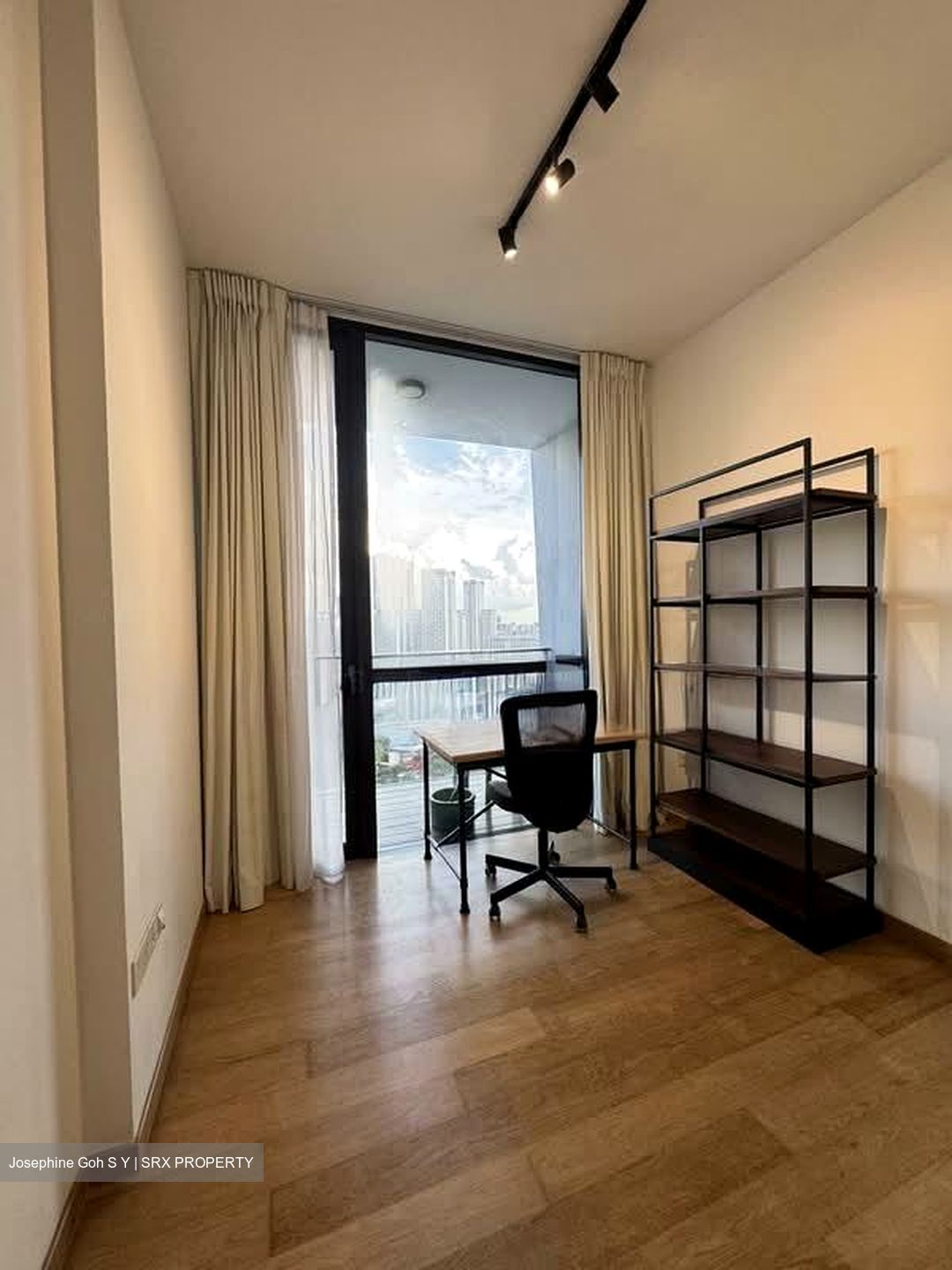 The Crest (D3), Condominium #557700271